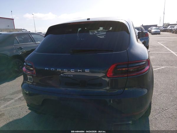2017 PORSCHE MACAN