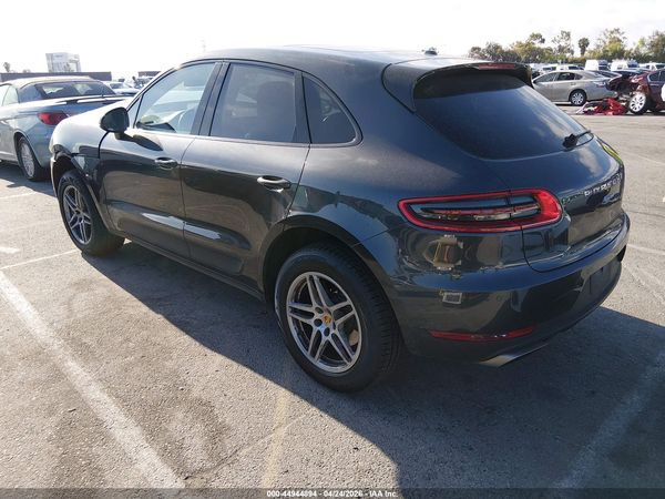 2017 PORSCHE MACAN
