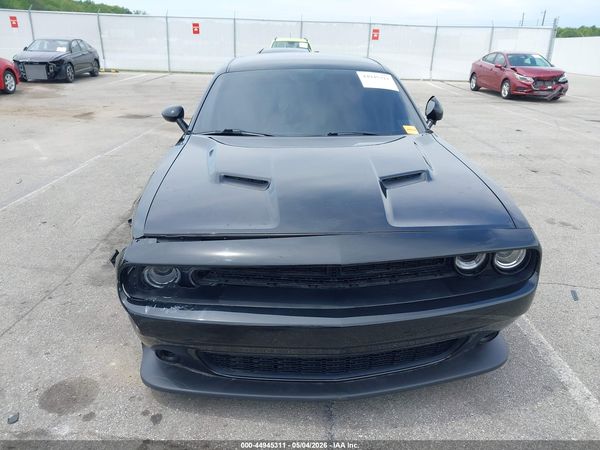 2015 DODGE CHALLENGER SXT