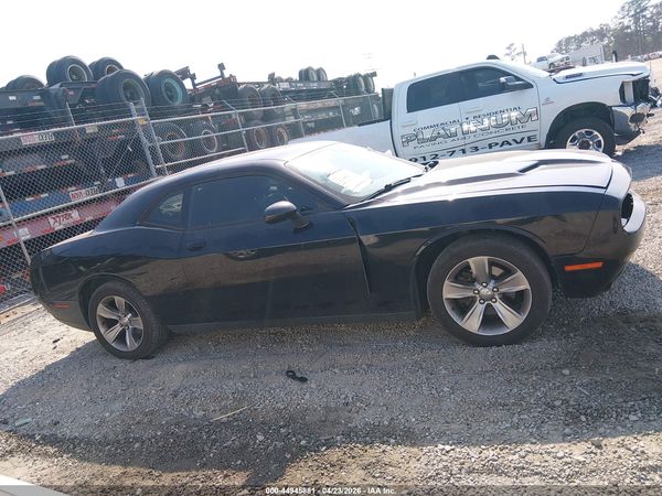 2015 DODGE CHALLENGER SXT