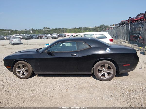 2015 DODGE CHALLENGER SXT