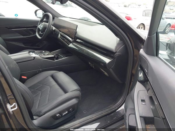 2024 BMW 530I