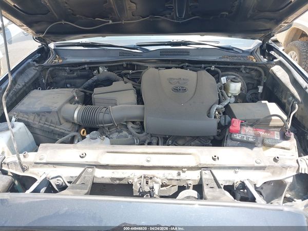 2022 TOYOTA TACOMA SR V6