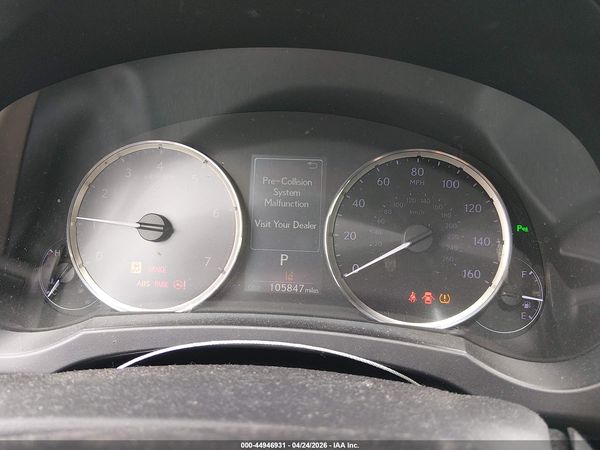 2017 LEXUS IS 200T