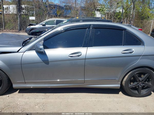 2013 MERCEDES-BENZ C 300 SPORT 4MATIC