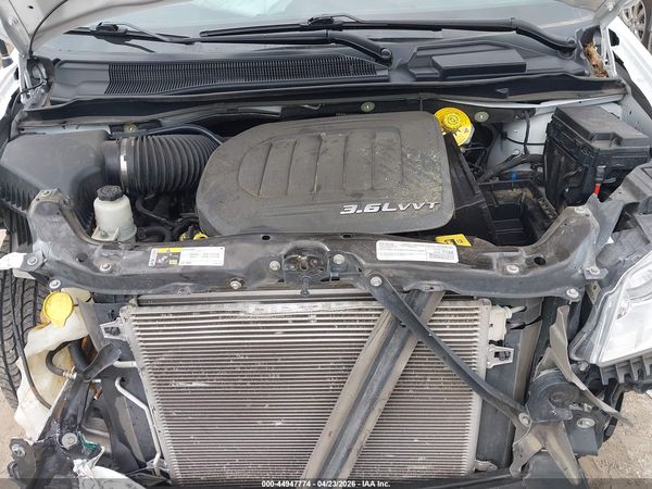 2015 DODGE GRAND CARAVAN SE