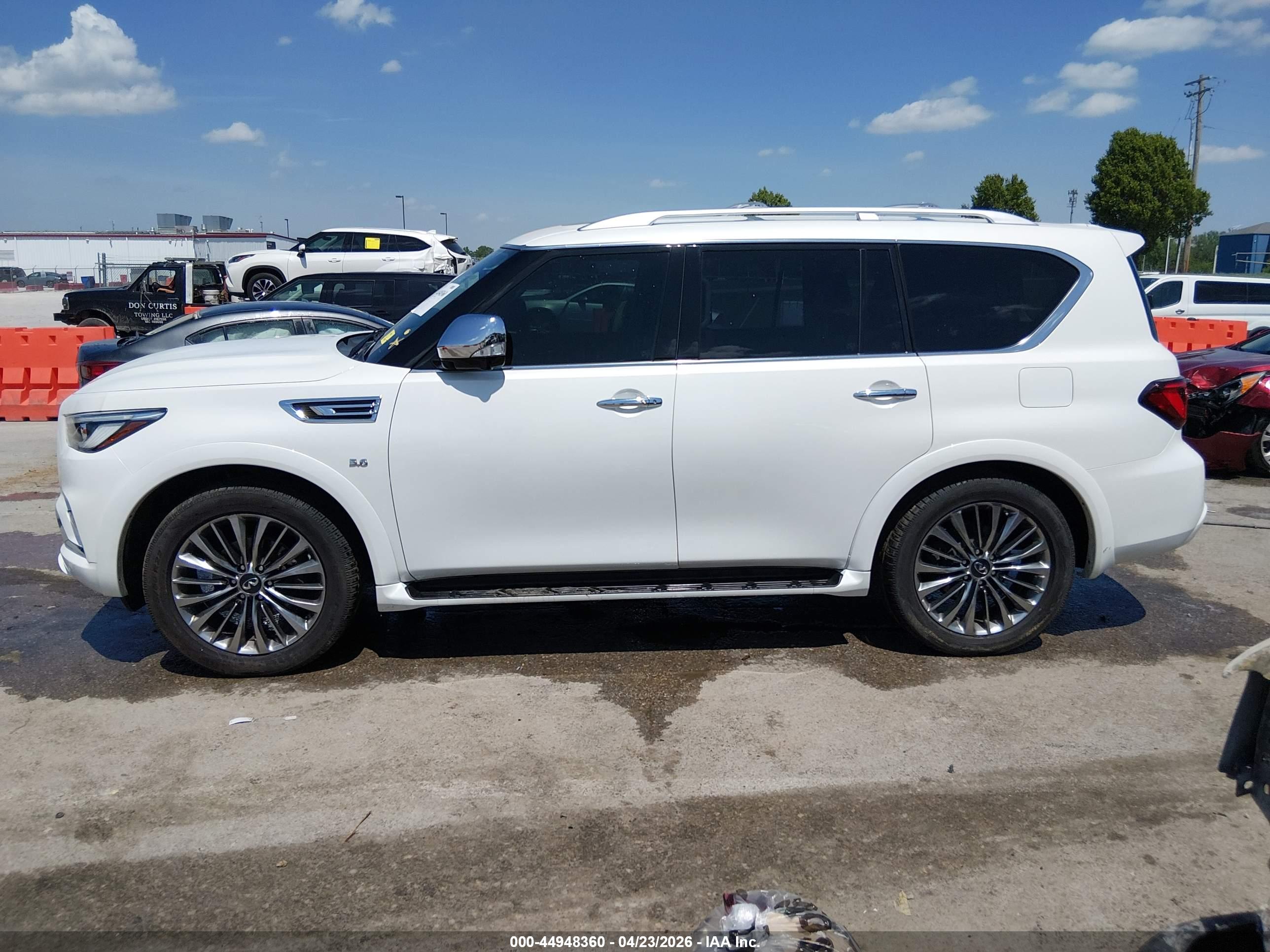 2019 INFINITI QX80 LUXE