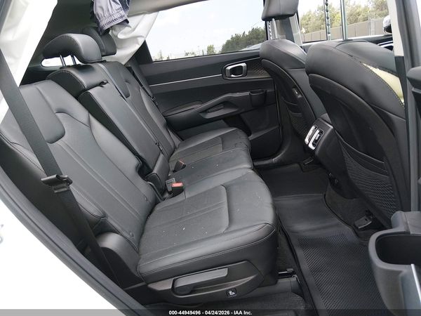 2023 KIA SORENTO S
