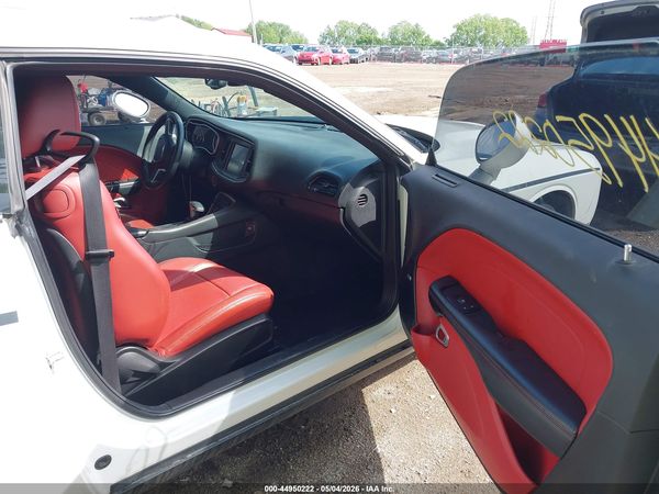 2015 DODGE CHALLENGER SXT PLUS