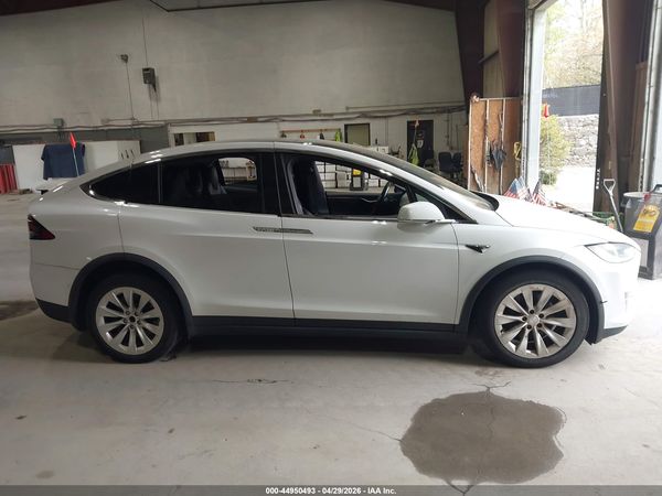 2018 TESLA MODEL X
