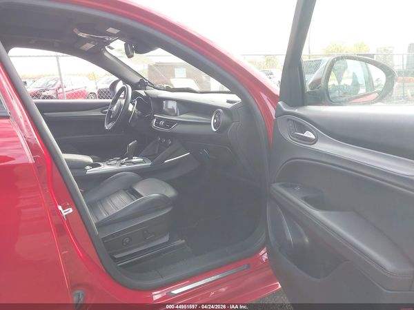 2022 ALFA ROMEO STELVIO VELOCE TI AWD