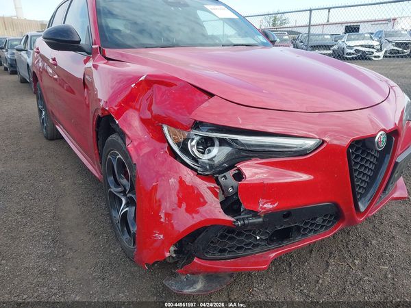 2022 ALFA ROMEO STELVIO VELOCE TI AWD