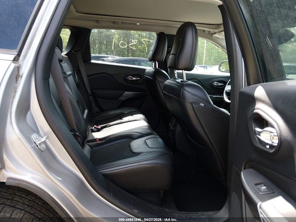 2019 JEEP CHEROKEE LATITUDE PLUS 4X4