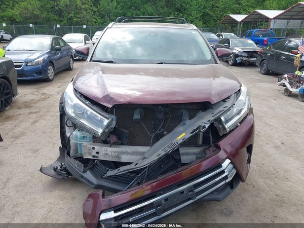 2019 TOYOTA HIGHLANDER LIMITED