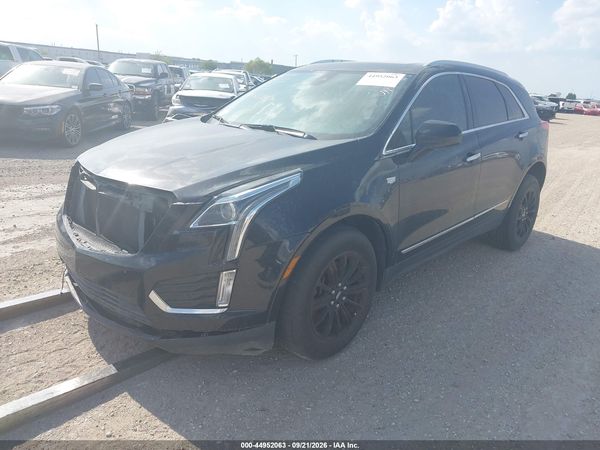 2017 CADILLAC XT5 — I2