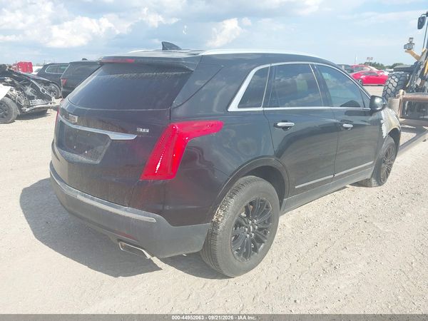 2017 CADILLAC XT5 LUXURY — I4