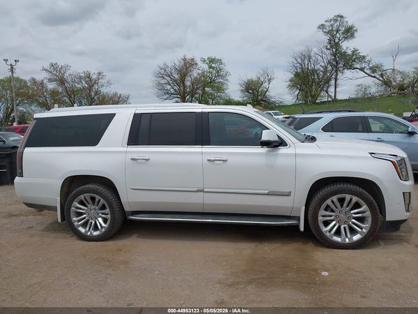 2017 CADILLAC ESCALADE ESV LUXURY