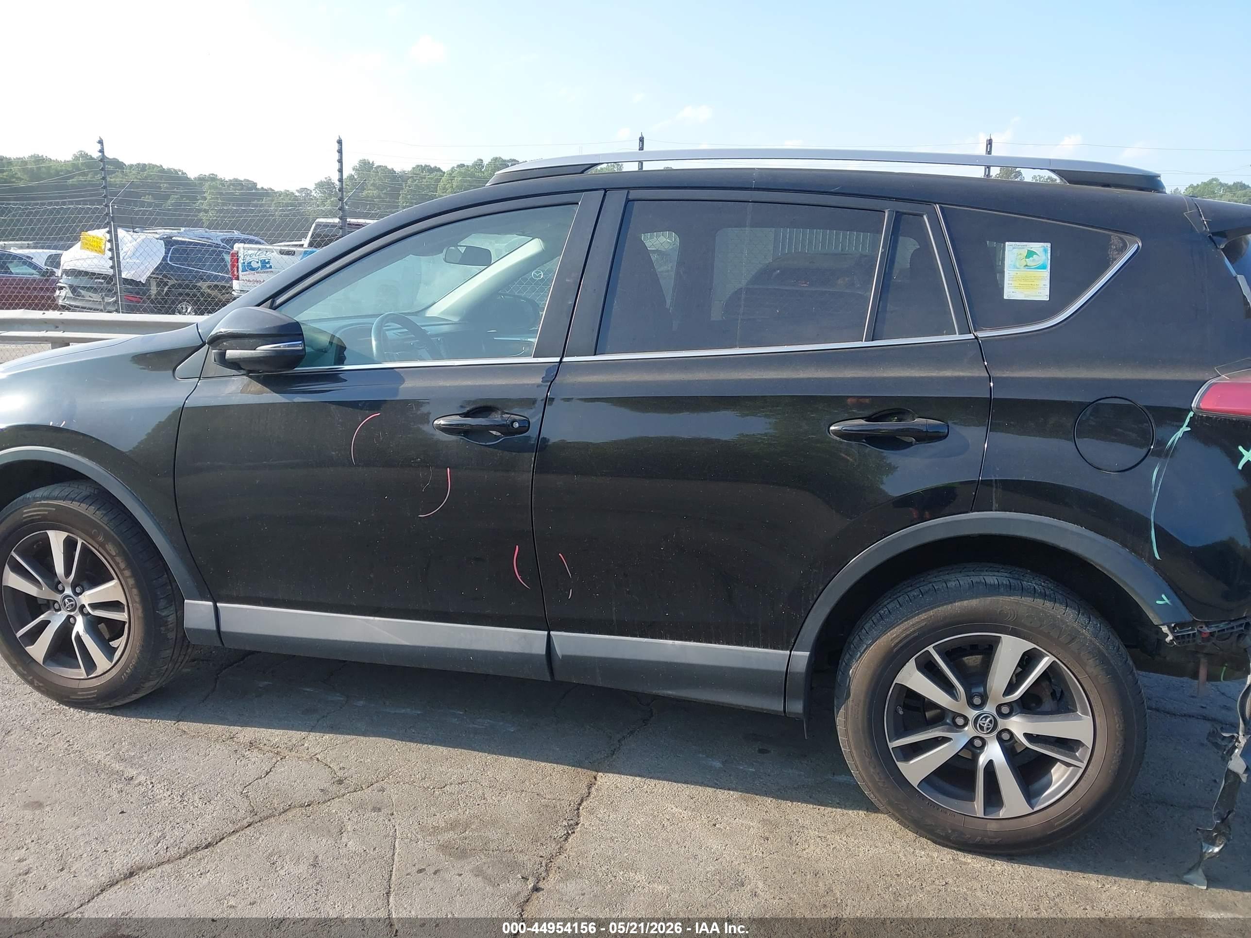 2018 TOYOTA RAV4 XLE
