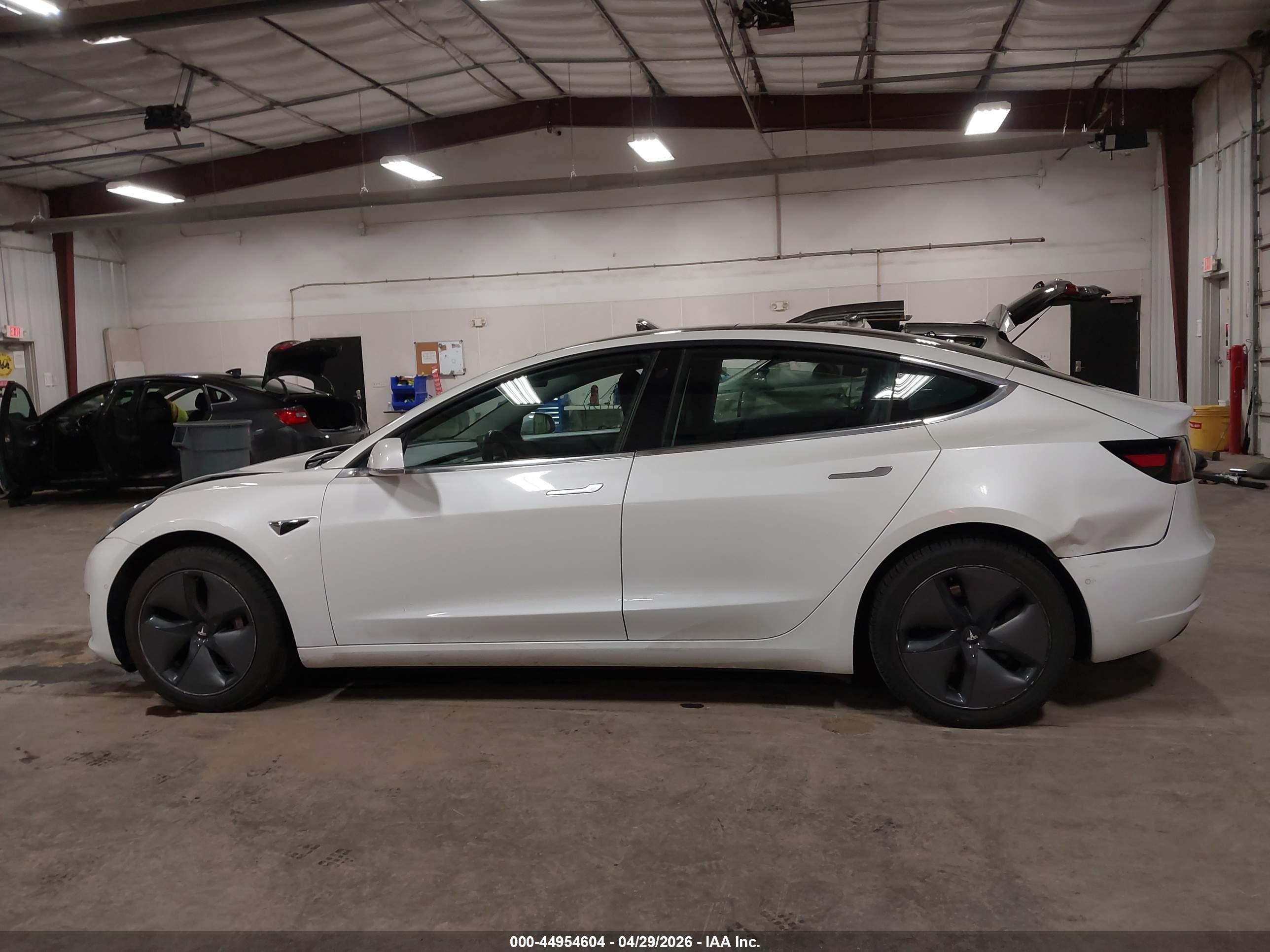 2019 TESLA MODEL 3