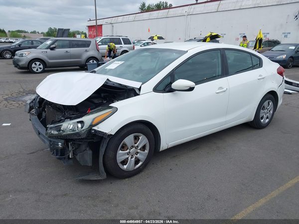 2017 KIA FORTE LX
