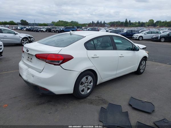 2017 KIA FORTE LX