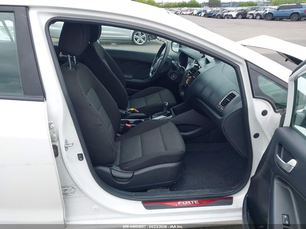 2017 KIA FORTE LX