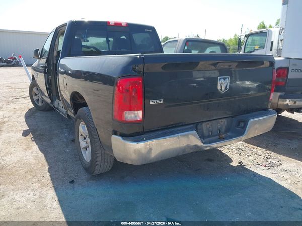 2019 RAM 1500 CLASSIC SLT  4X2 6'4 BOX