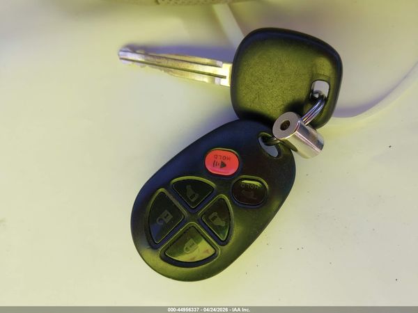 2012 TOYOTA SIENNA XLE V6 8 PASSENGER — I11