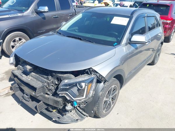 2023 KIA NIRO EX