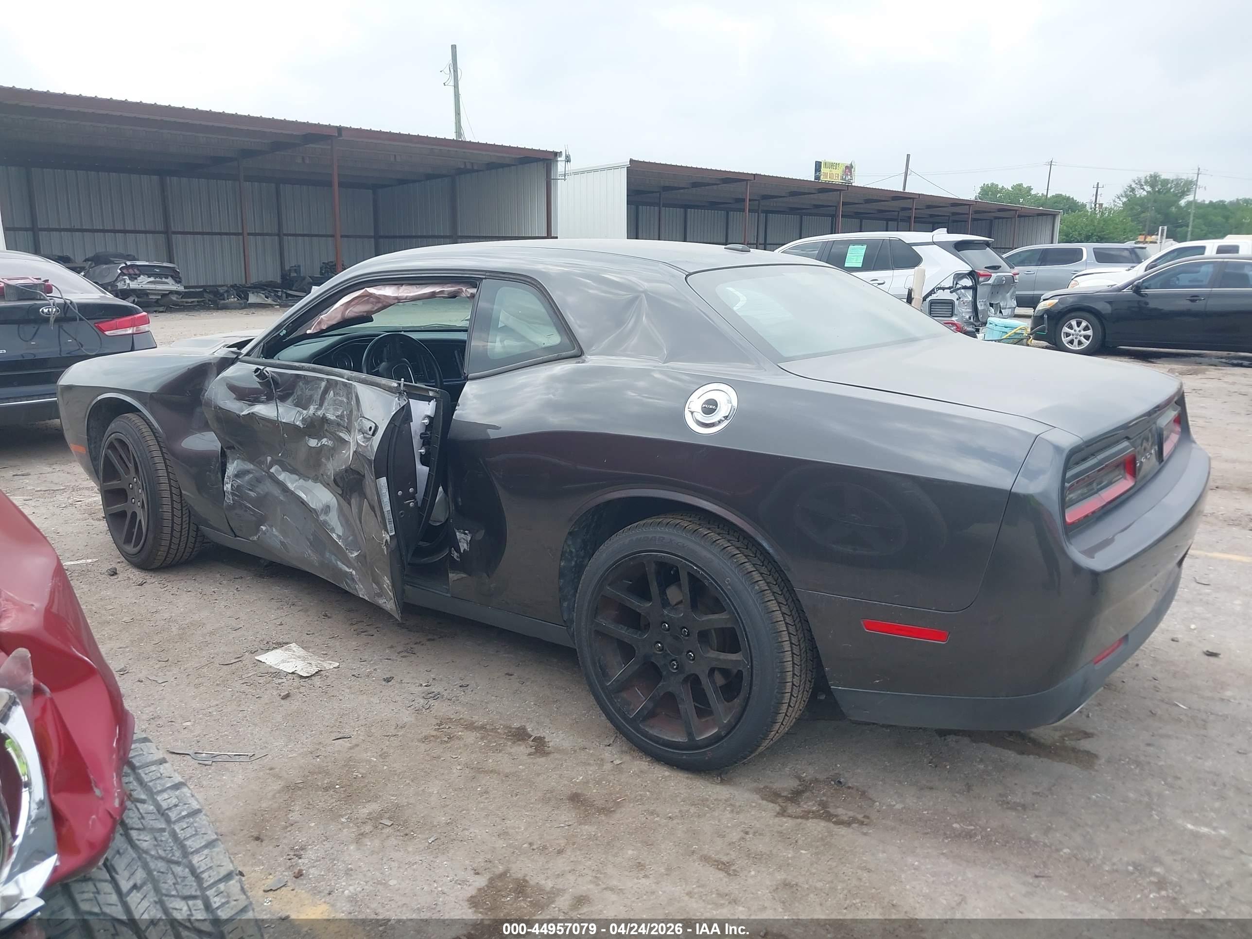 2016 DODGE CHALLENGER SXT