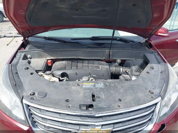 2015 CHEVROLET TRAVERSE 1LT — I10