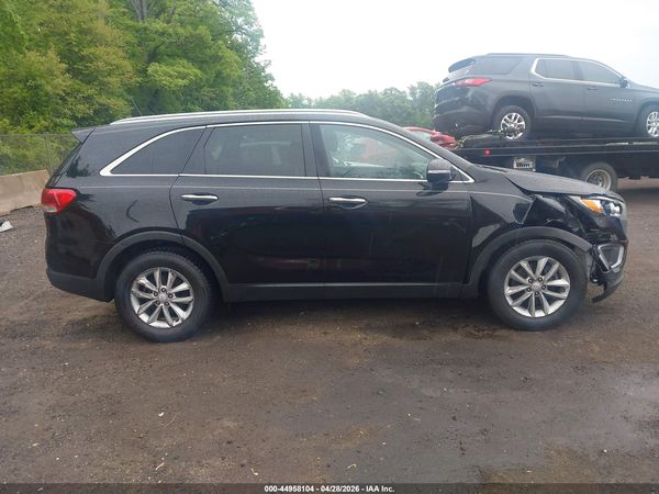 2017 KIA SORENTO 2.4L LX