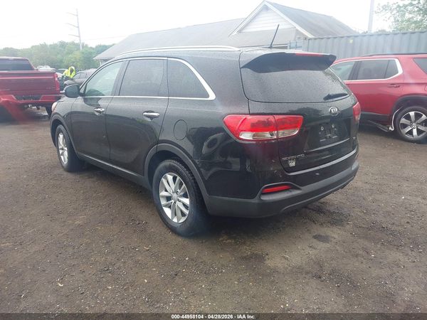 2017 KIA SORENTO 2.4L LX