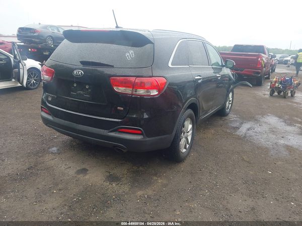 2017 KIA SORENTO 2.4L LX