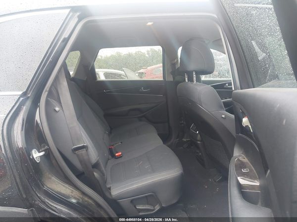 2017 KIA SORENTO 2.4L LX