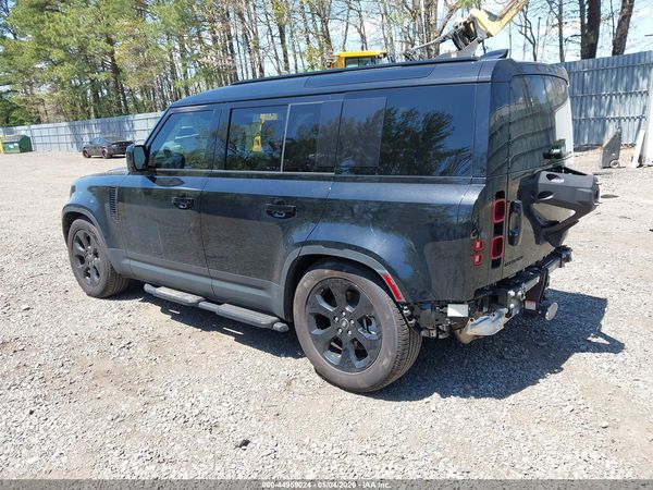 2025 LAND ROVER DEFENDER 110 P300