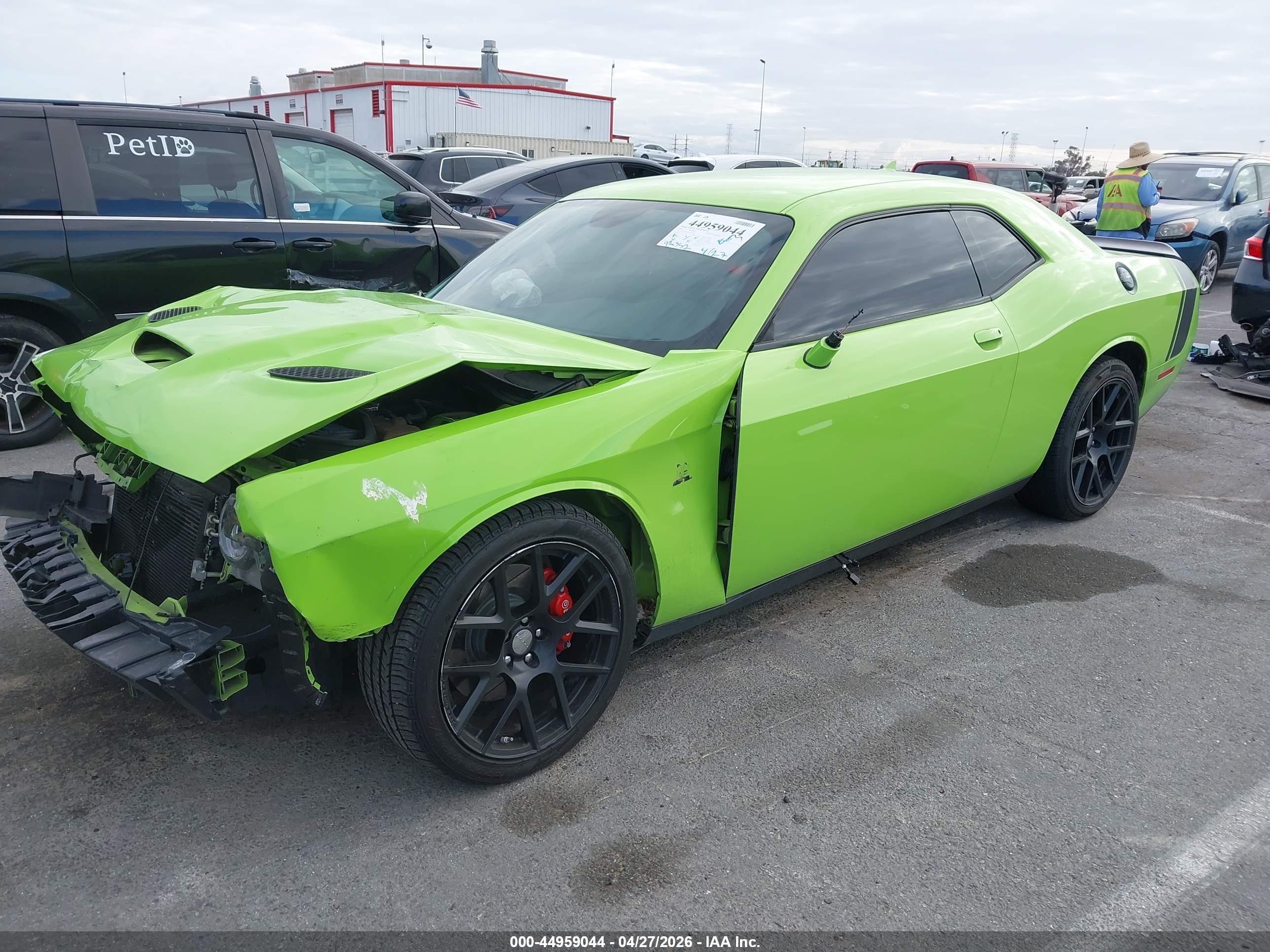 2015 DODGE CHALLENGER R/T SCAT PACK — I2
