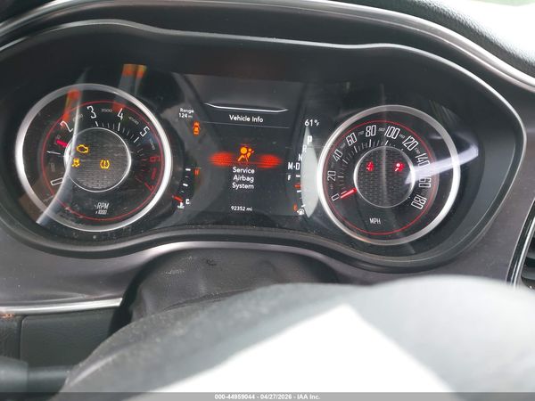 2015 DODGE CHALLENGER R/T SCAT PACK — I7