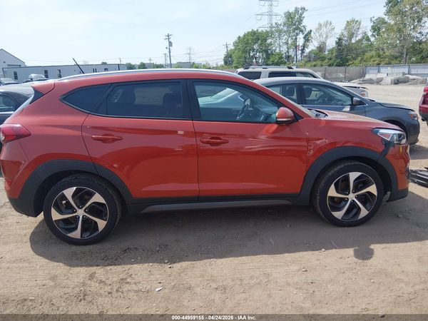 2016 HYUNDAI TUCSON SPORT