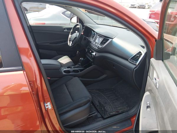 2016 HYUNDAI TUCSON SPORT
