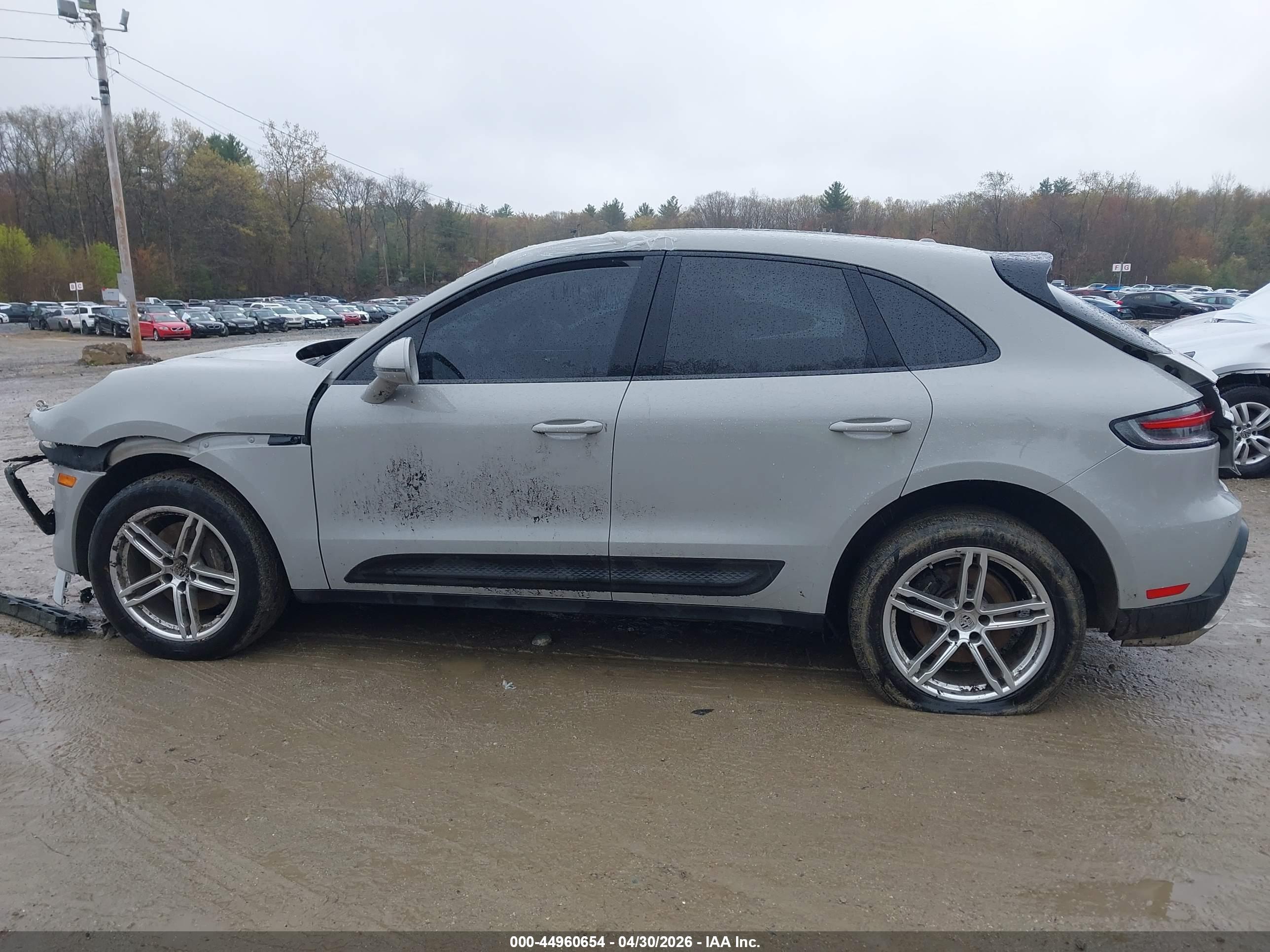 2022 PORSCHE MACAN