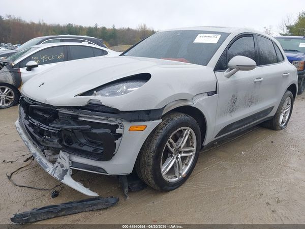 2022 PORSCHE MACAN