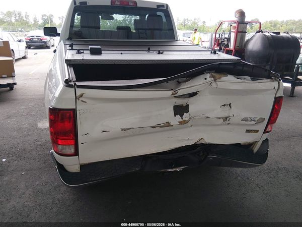 2019 RAM 1500 CLASSIC TRADESMAN  4X4 6'4 BOX
