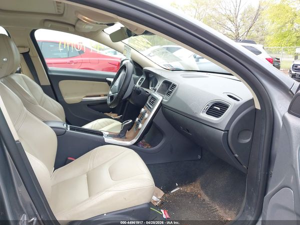 2016 VOLVO S60 INSCRIPTION T5 DRIVE-E PLATINUM