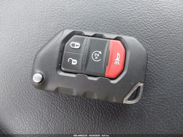 2025 JEEP WRANGLER 4-DOOR SUMMIT 4X4