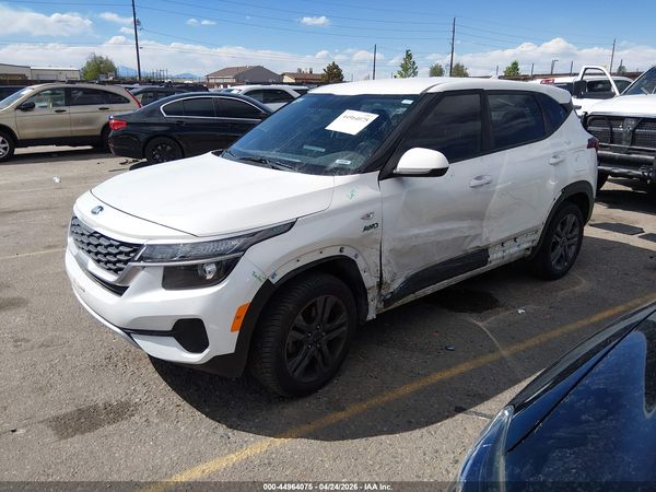 2021 KIA SELTOS LX
