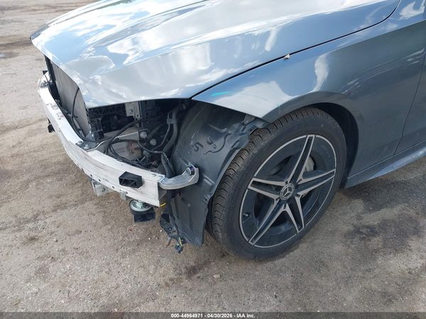 2024 MERCEDES-BENZ C 300