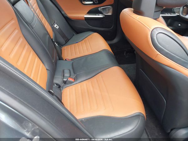 2024 MERCEDES-BENZ C 300