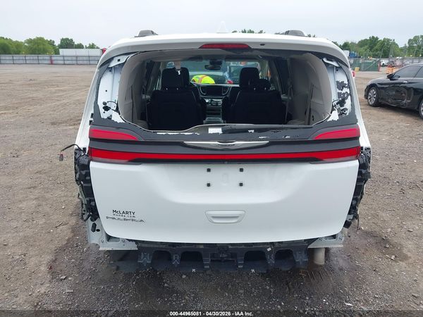 2021 CHRYSLER PACIFICA TOURING L — I119