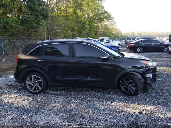 2017 KIA NIRO TOURING